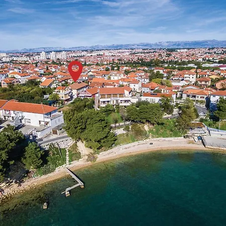 Beautiful In With Sauna Сasa de vacaciones Zadar