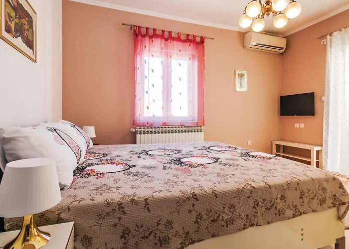 Tatil Evi Amazing In With Sauna Zadar