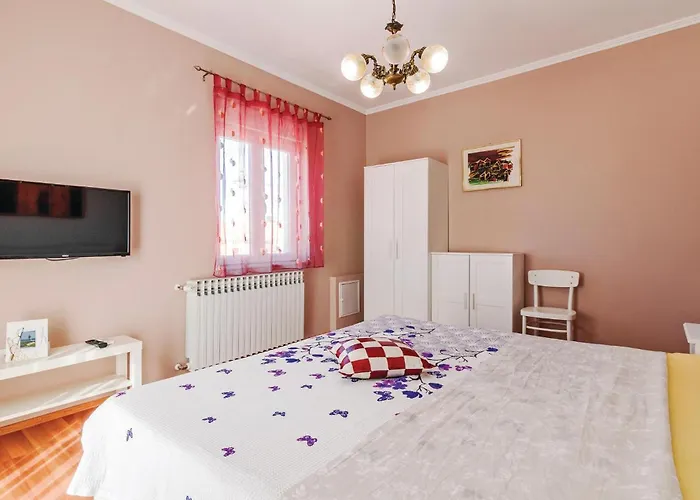 Tatil Evi Amazing In With Sauna Zadar