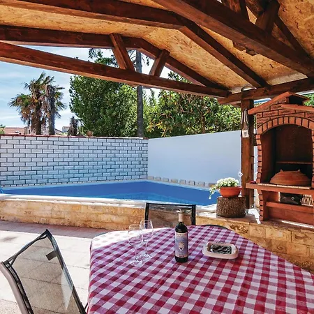 Holiday home In With Wifi *