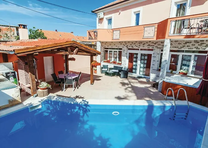 Amazing In With Sauna * 자다르