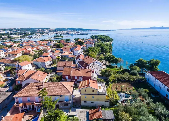 Amazing In With Sauna 펜션 자다르