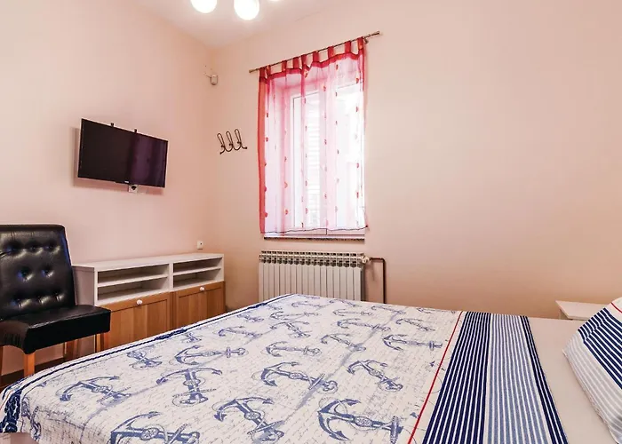 Amazing In With Sauna 펜션 자다르